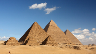 Illustration for article titled What are the Great Pyramids really made of?
